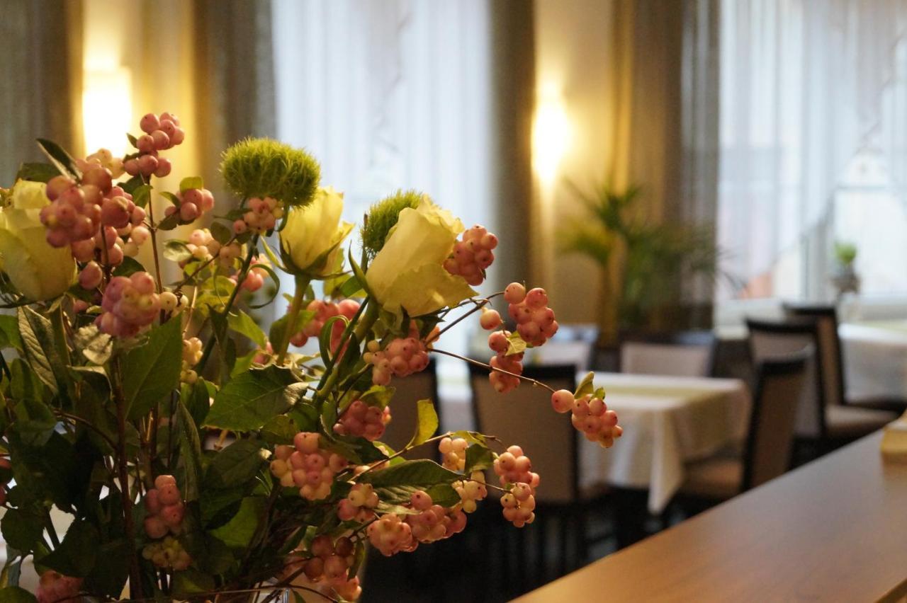 Hotel Kronprinz Kulmbach Extérieur photo